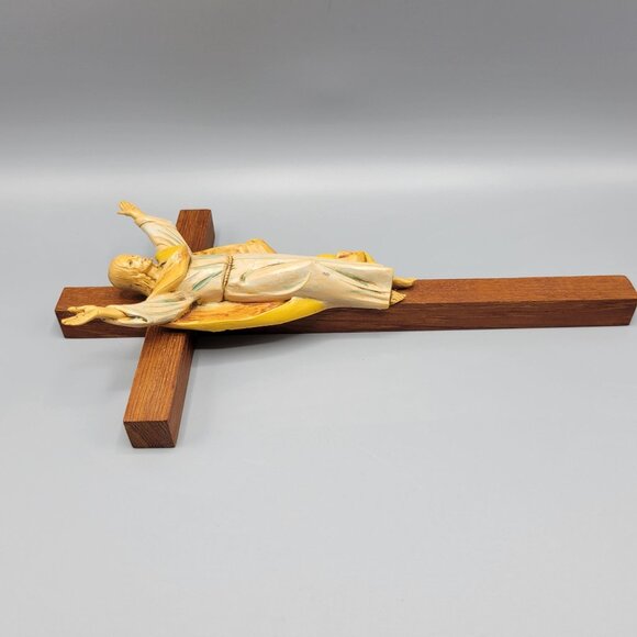 Vintage Wooden Cross Jesus Christ Figure Italy Wall Hanging Religious Decor 1984 - Picture 6 of 8
